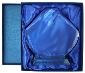 Statuetka szklana z etui G049 – 23 cm