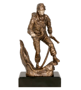 Figurka odlewana w kolorze brązu RTY3786/BR – strażactwo, strażak, 26 cm – zdjęcie 3