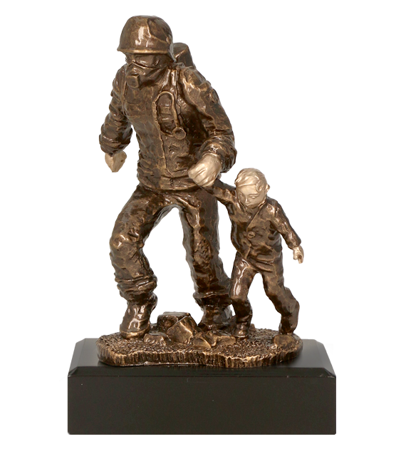 Figurka odlewana w kolorze brązu RFST2020/BR – strażactwo, strażak, 19,5 cm – zdjęcie 3